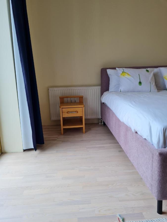 Cozy One Bedroom Apartment In City Center Талин Екстериор снимка